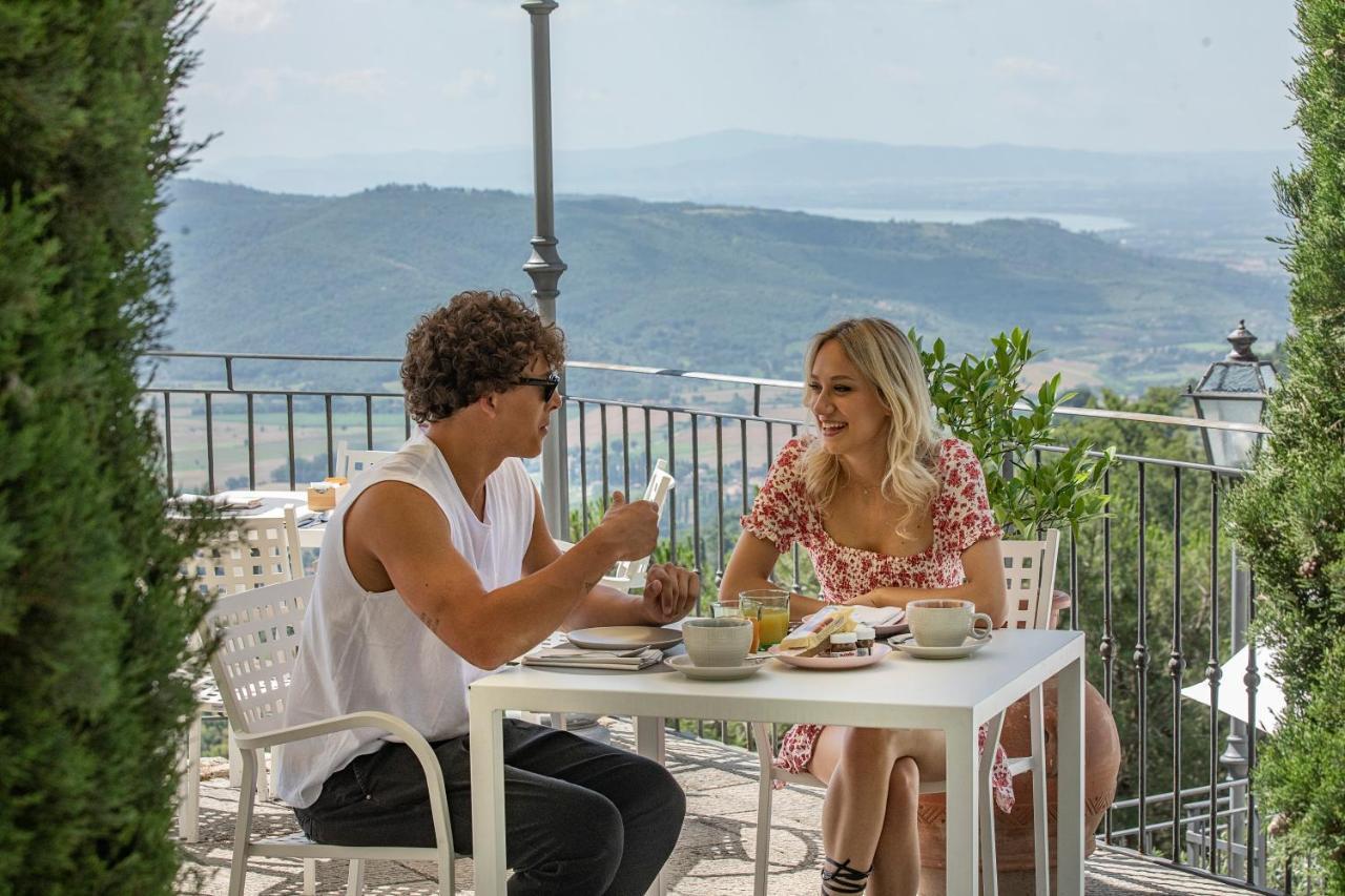 Locanda Agli Amici Кортона Экстерьер фото