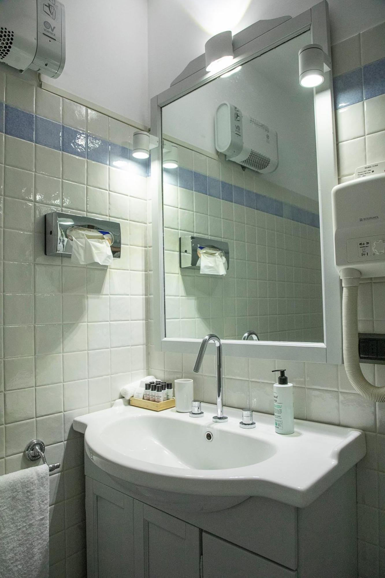 Locanda Agli Amici Кортона Экстерьер фото